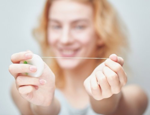 Common Questions About Flossing Your Teeth